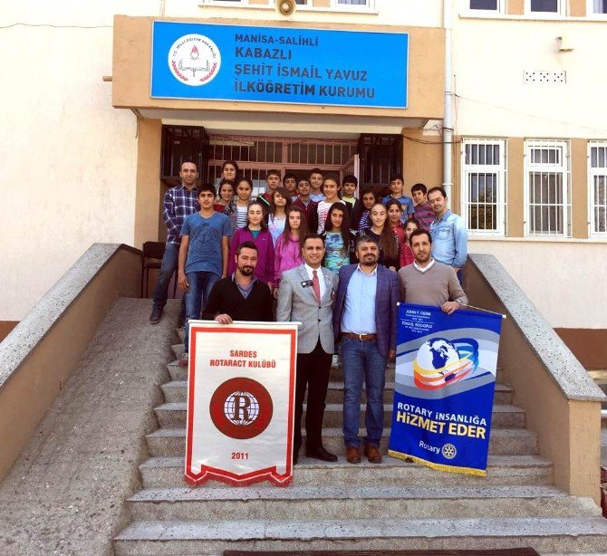 Öğrenciler Rotaract Kulübü’nün Kitap Kumbarası İle Okuyacaklar