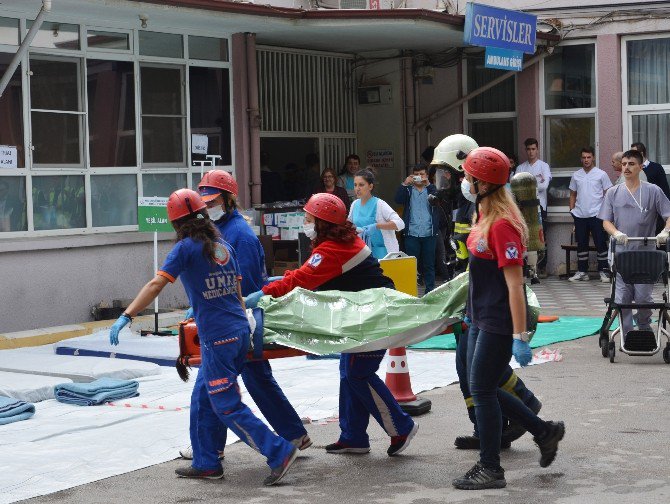 Soma’da Deprem Tatbikatı Gerçeğini Aratmadı