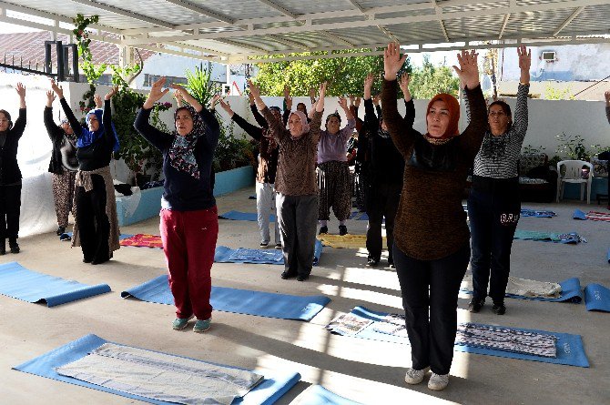 Seradan Spora Koşan Kadınlara Özel Spor Salonu