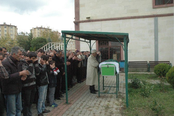 Öldürülen Site Yöneticisi Son Yolculuğuna Uğurlandı