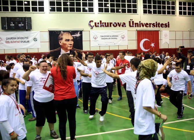 Çukurova Üniversitesi Özel Olimpiyatlar Bölge Oyunları Tamamlandı