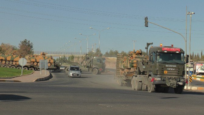 Şanlıurfa’dan Sınıra Askeri Sevkıyat