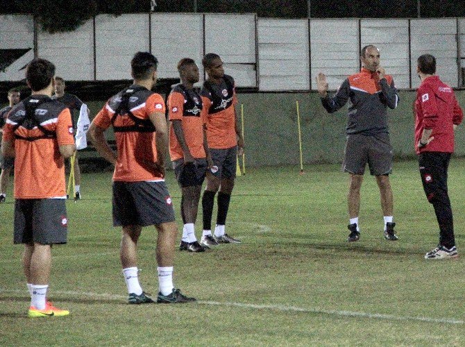 Adanaspor, Galatasaray Maçı Hazırlıklarını Sürdürüyor