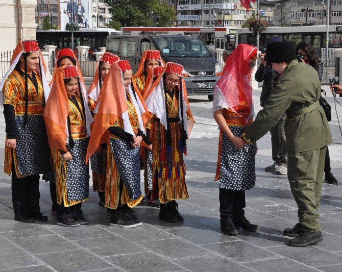 Cumhuriyet Eğitim Treni Sivas’a Geldi