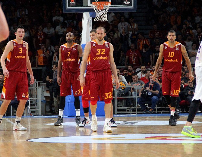 Euroleague’de Galatasaray - Fenerbahçe Derbisi