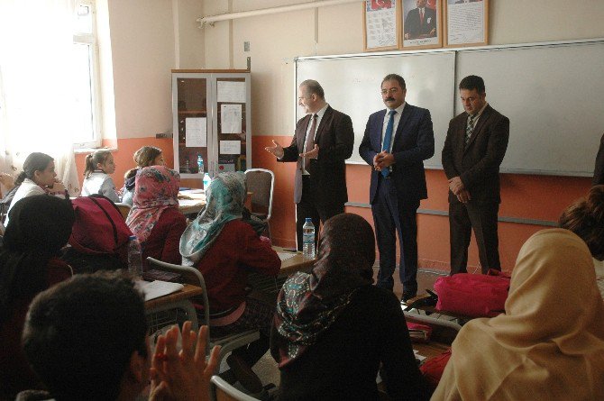 Van’da ‘Tuşba Belediyesi İle Aydınlık Yarınlar’ Projesi