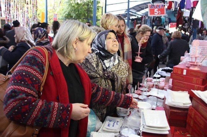 Balkanların En Büyük Pazarında İnsan Seli