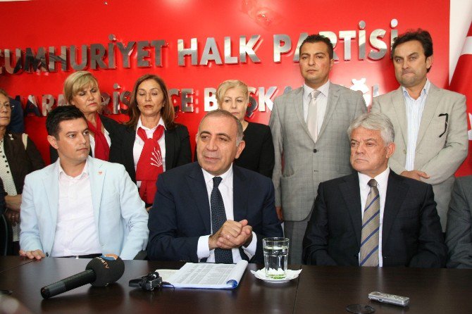 Chp İstanbul Milletvekili Gürsel Tekin: