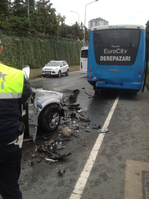 Rize’de Trafik Kazası, 1’i Ağır 2 Yaralı