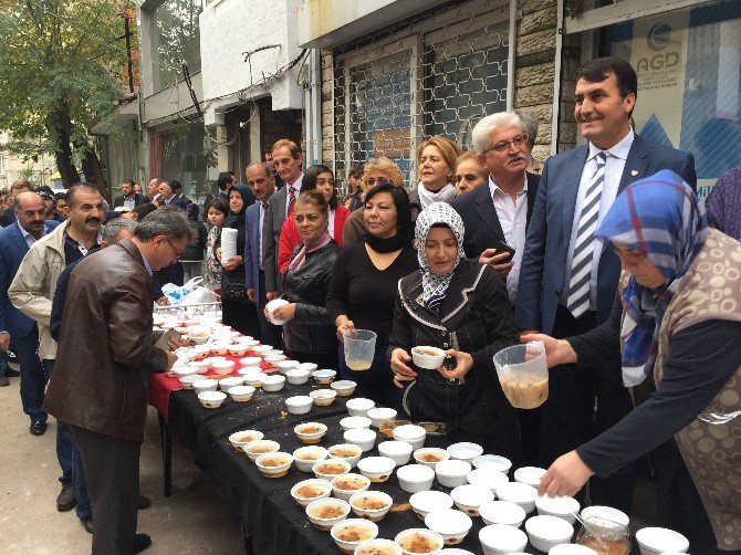 Rusçuk Camii 39 Yıl Sonra Avluya Kavuştu