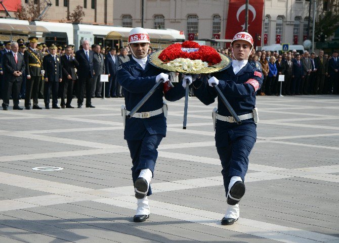 Eskişehir Valisi Azmi Çelik: “3 Deaş Mensubu Şahıs Yakalandı”