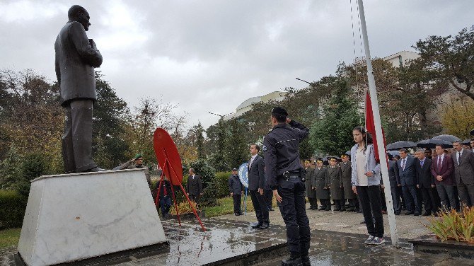 Tatvan’da Cumhuriyet Bayramı Kutlamaları Başladı