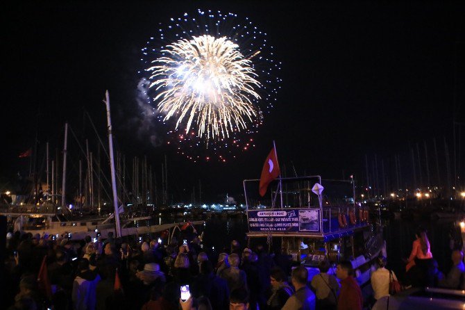 Bodrum’da Binlerce Kişi Sokağa Döküldü