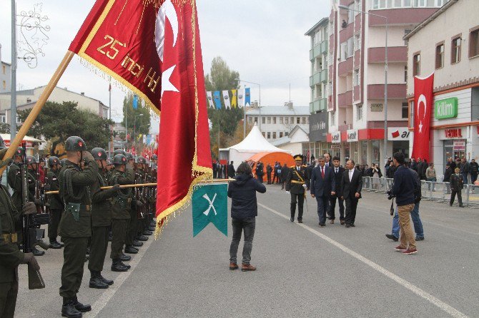 Ardahan’da 29 Ekim Coşkuyla Kutlandı