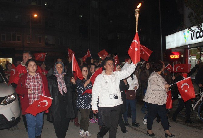 Bafra’da Bayrak Yürüyüşü