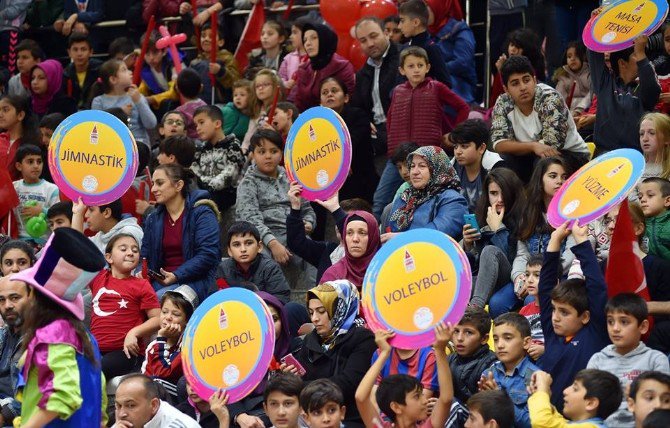 Beyoğlu’nda Kış Spor Okulları Sezonu Başladı