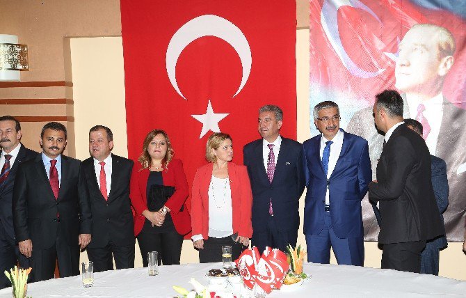 Chp Genel Başkan Yardımcısı Böke’den, Tezcan’a Yönelik Saldırıyla İlgili Açıklama