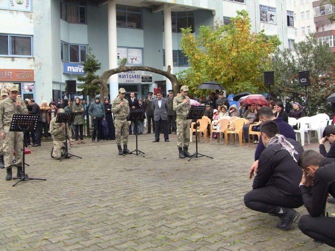 Artvin’de Cumhuriyet Bayramı Kutlaması