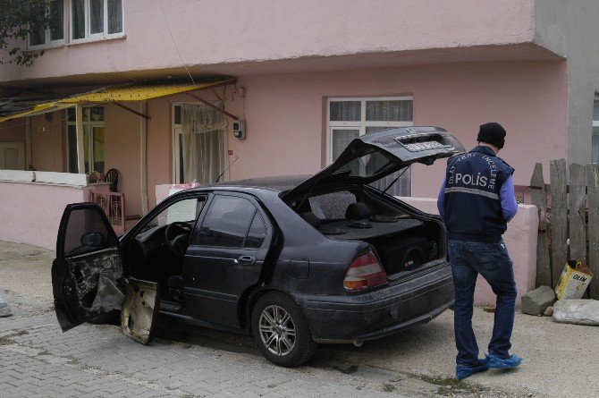 Tekirdağ’da Otomobile Silahlı Saldırı