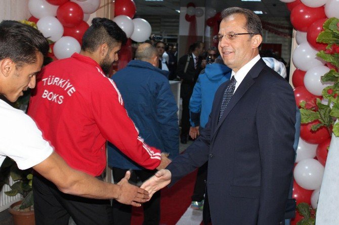 Van’da Cumhuriyet Bayramı Resepsiyonu