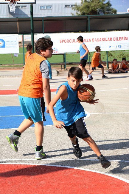 Büyükşehir’in Cumhuriyet Kupası’na Yoğun İlgi