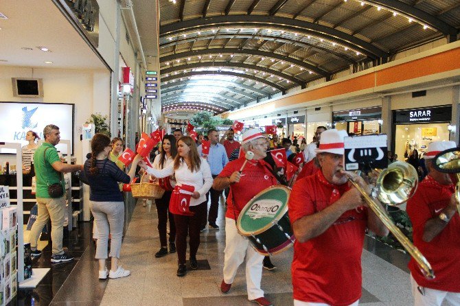 Antalya’da Cumhuriyet Coşkusu