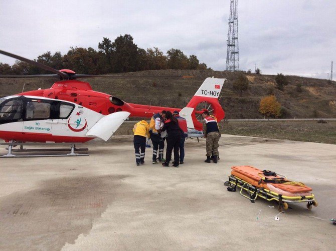 İnşaattan Düşen Gencin Yardımına Ambulans Helikopter Yetişti