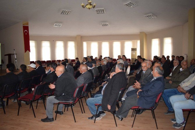 Akçadağ Ziraat Odasından Bilgilendirme Toplantısı