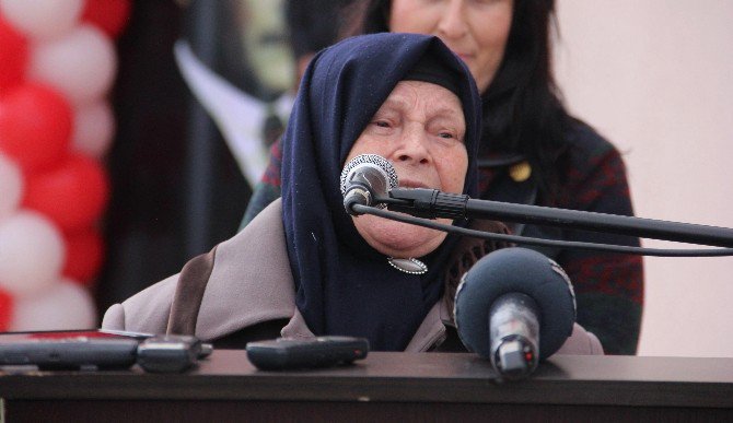 "Yeter Kızanım" Diyerek Sevinçten Konuşamadı