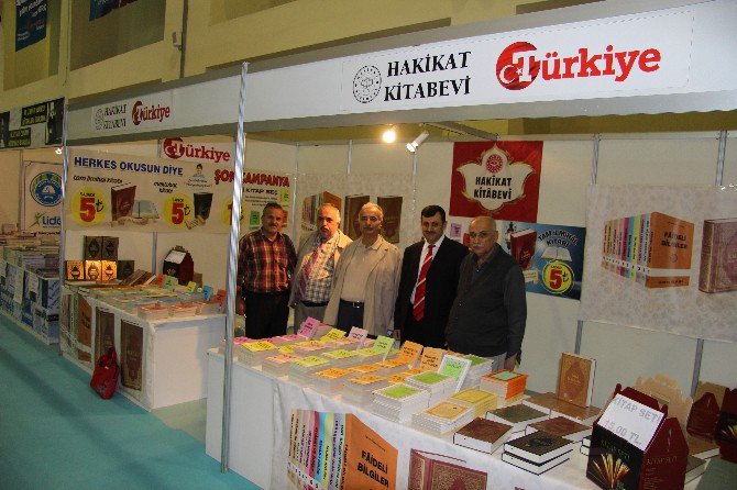 Kitap Fuarında ‘Türkiye Hakikat’la Yerini Aldı