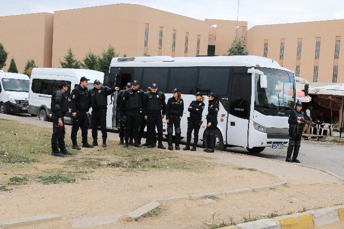 Hdp Darıca Binası Çevresinde Polis Yoğun Güvenlik Önlemi Aldı