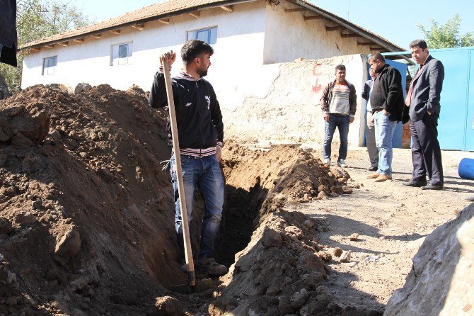 Saraçlar Mahallesi’nde Altyapı Çalışmaları Başladı