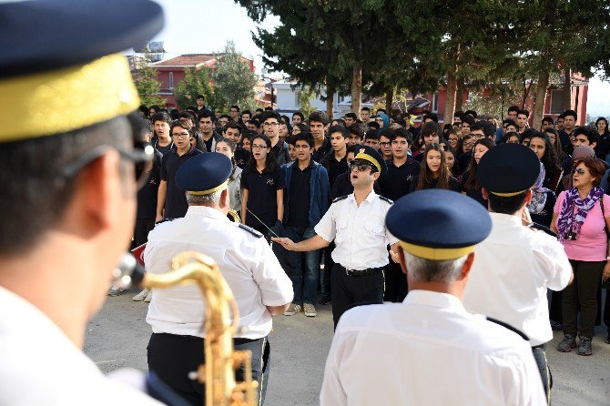 Cumhuriyet Coşkusuna Bando Desteği