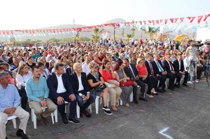 Silifke’de "Demokrasi Parkı" Törenle Hizmete Açıldı