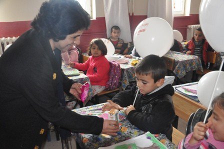 Van’da Kızılay Haftası Etkinlikleri