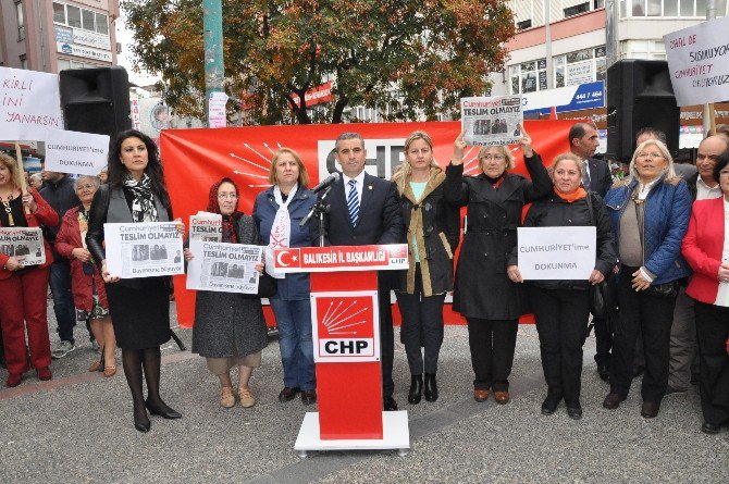 Chp’den ’Cumhuriyet Gazetesi’ Protestosu