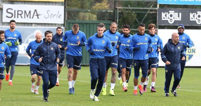 Fenerbahçe, Manchester United Maçı Hazırlıklarını Sürdürdü