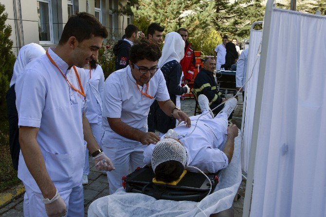 Gümüşhane Devlet Hastanesinde Yangın Tatbikatı