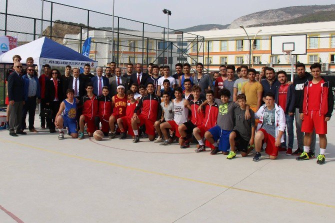 Söke’de Sokak Basketbolunda Cumhuriyet Kupası Sahibini Buldu