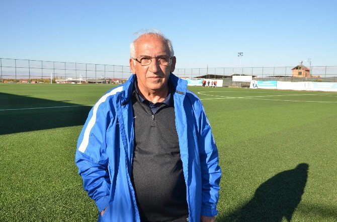 Yeşilyurt Belediyespor Koltuğu Bırakmak İstemiyor