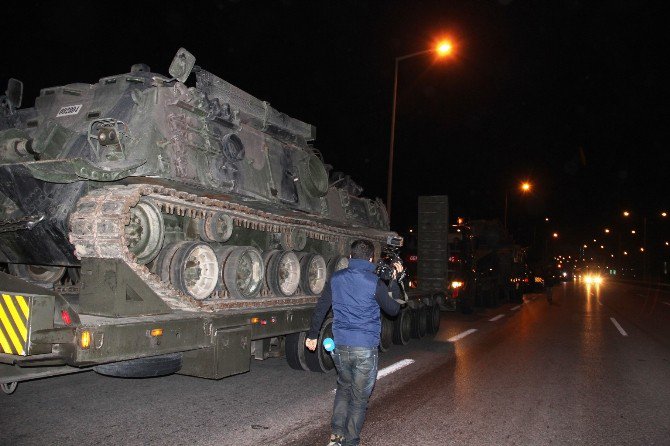 Kuzey Irak Sınıra Giden Barış Gücüne Ait Tanklar Gaziantep’e Ulaştı