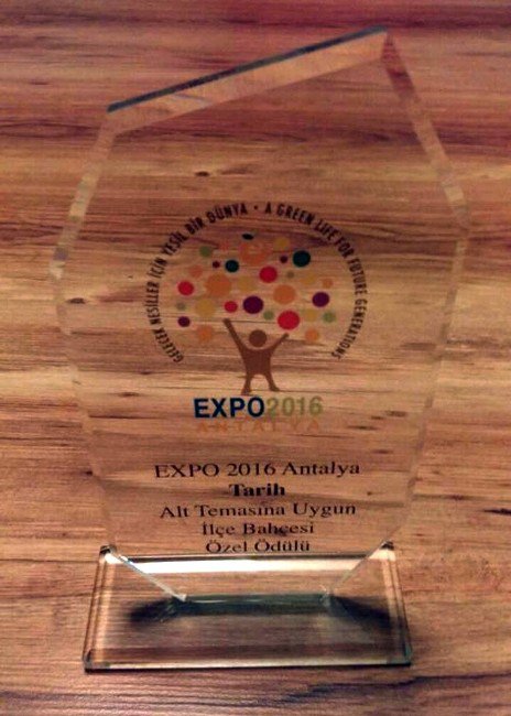 Tarihi Düğmeli Evler’e Expo’dan Ödül