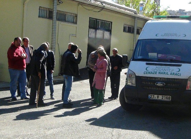 Eşi Tarafından Boğularak Öldürüldü