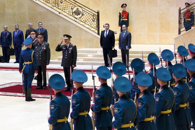 Genelkurmay Başkanı Hulusi Akar Romanya’da