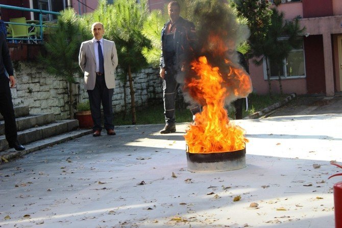 Bartın Sağlık İl Müdürlüğü’nde Yangın Tatbikatı Yapıldı