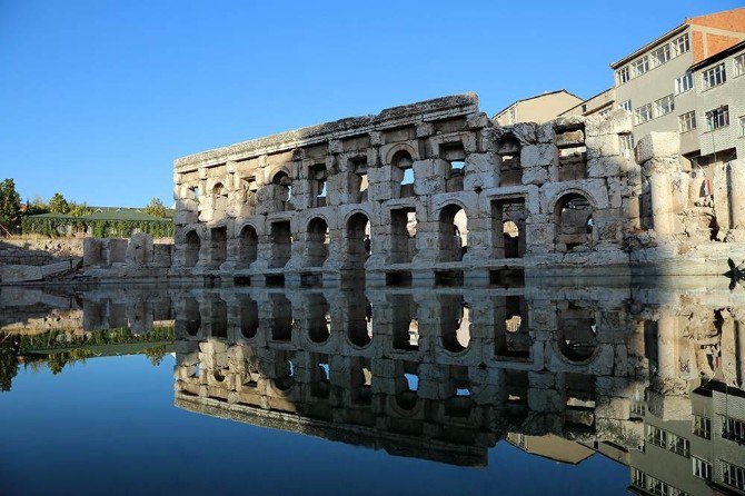 Tarihi Roma Hamamı Unesco Dünya Mirası Geçici Listesine Alınması İçin Çalışma Başlatıldı