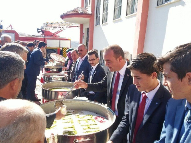 İmam Hatip Lisesinde Aşure Etkinliği Düzenlendi