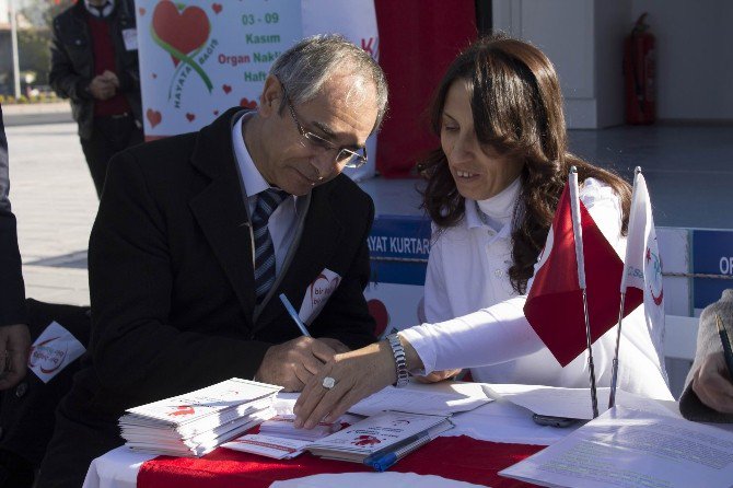 İl Sağlık Müdürlüğü Organ Bağışı Standı Açtı