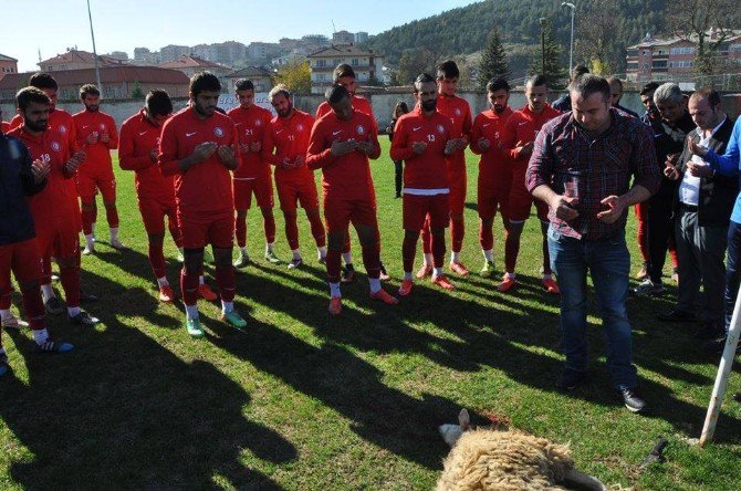 Bartınpsor’da Şansızlığı Yenmek İçin Kurban Kesildi