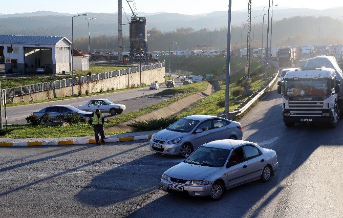 Bolu Dağı Tüneli Meydana Gelen Kazalar Nedeniyle Kapatıldı